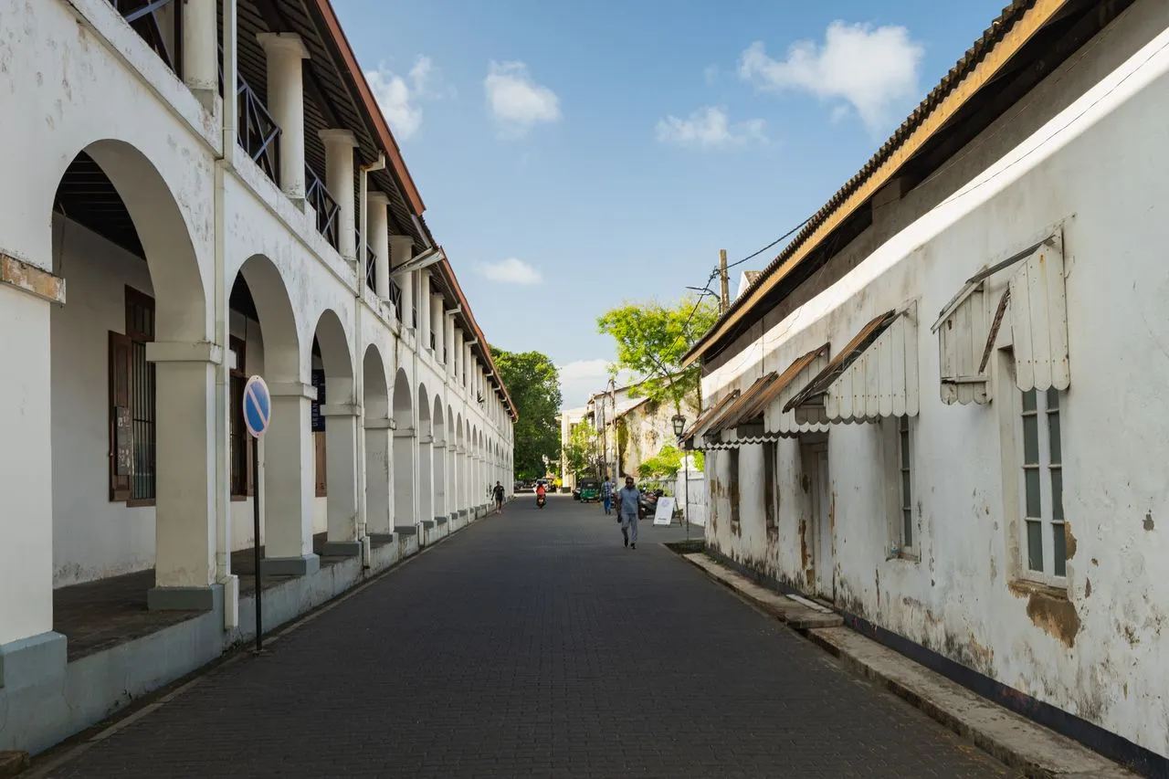 Galle Lighthouse inside the historic fort
