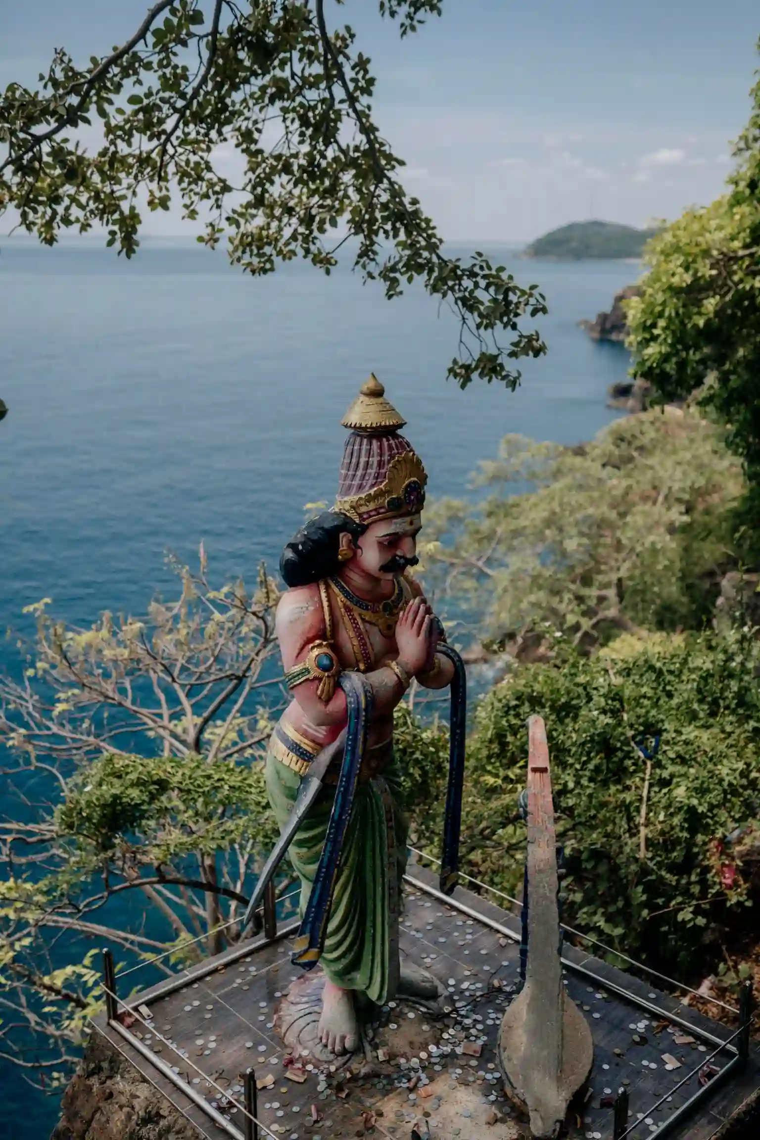 Koneswaram Temple overlooking the Indian Ocean